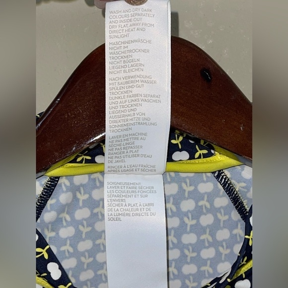 BODEN Women’s Longsleeve Rash-guard Swim Suit Top Size 10 - Picture 5 of 5